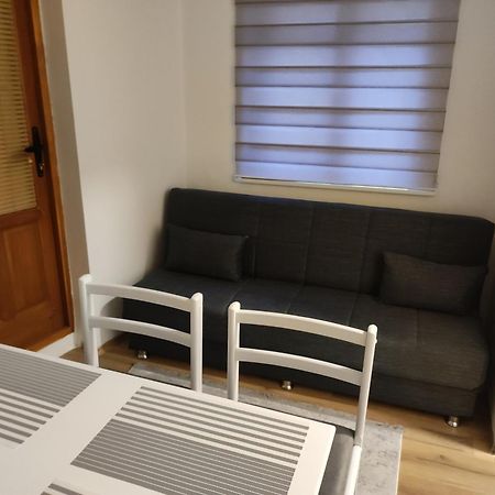 Guesthouse Kruna วิเชกราด ภายนอก รูปภาพ