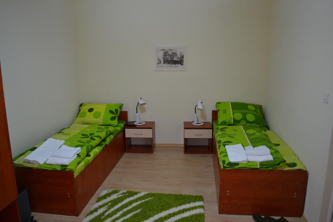 Guesthouse Kruna วิเชกราด ภายนอก รูปภาพ